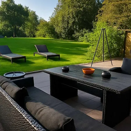 Holiday home Im Besonderem Haus 